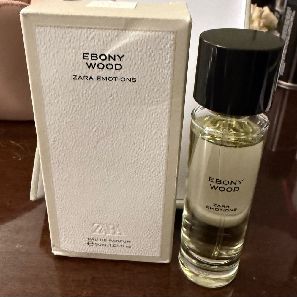 Women Zara Ebony Wood Eau de Parfum – Cream White Bottle - Picture 3 of 12